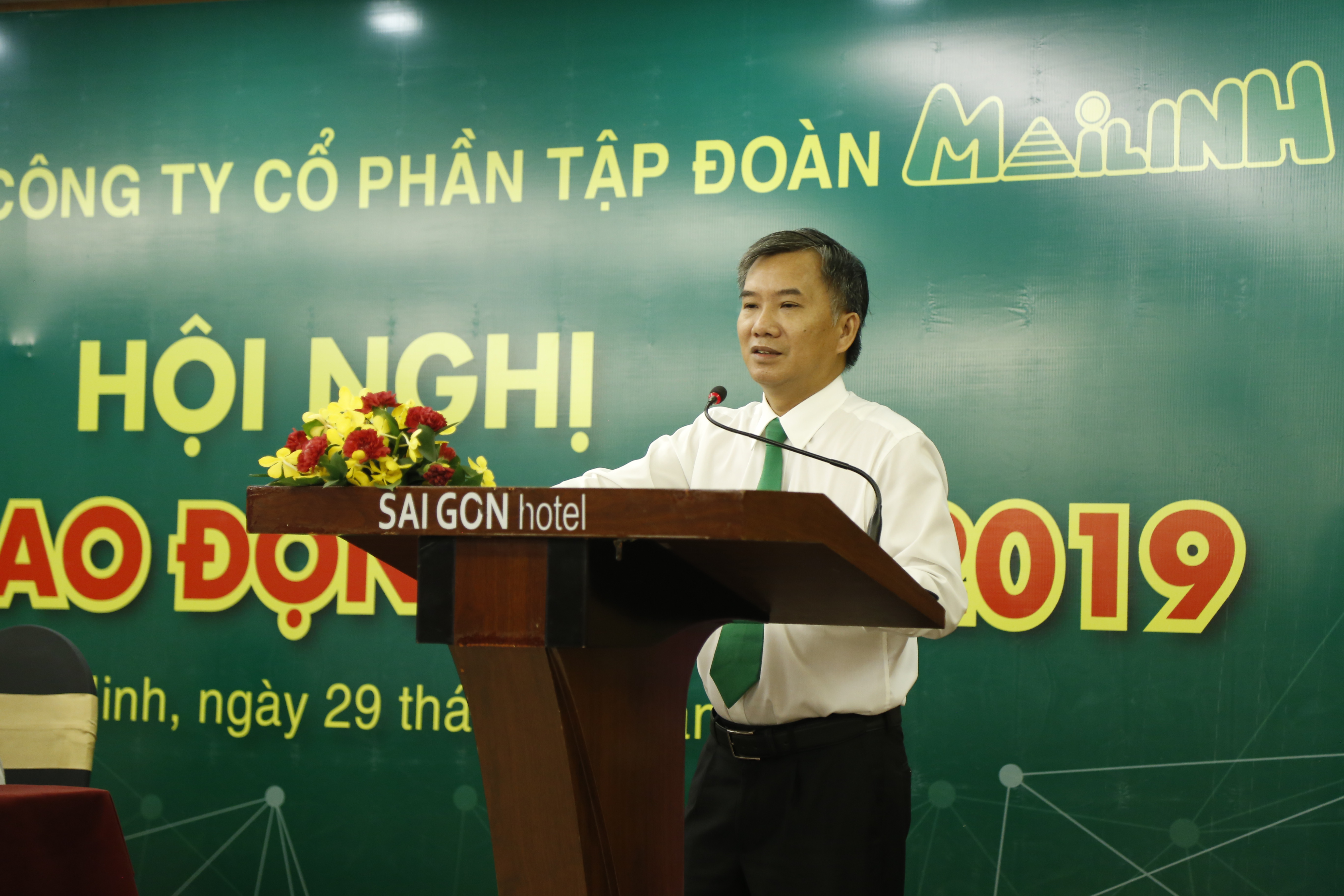 Ông Phạm Minh Sương - Phó Chủ tịch, Phó Tổng Giám đốc thường trực đánh giá tình hình hoạt động kinh doanh năm 2018 và định hướng 2019